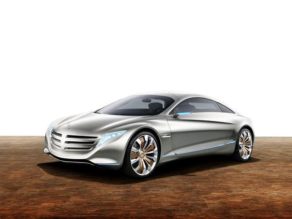 Mercedes présente un concept de berline hybride rechargeable à pile à combustible