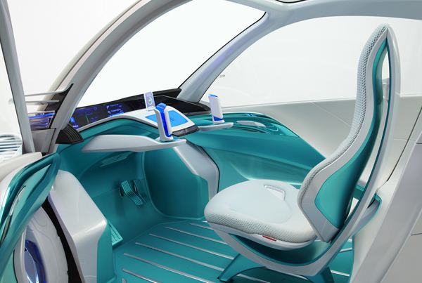 Un concept urbain de microvoiture électrique Honda Micro Commuter à Tokyo