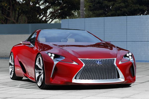 Lexus dévoile le concept de coupé sport hybride LF-LC à Détroit
