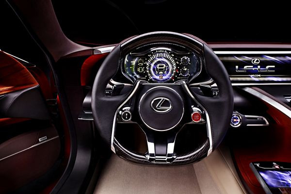 Lexus dévoile le concept de coupé sport hybride LF-LC à Détroit