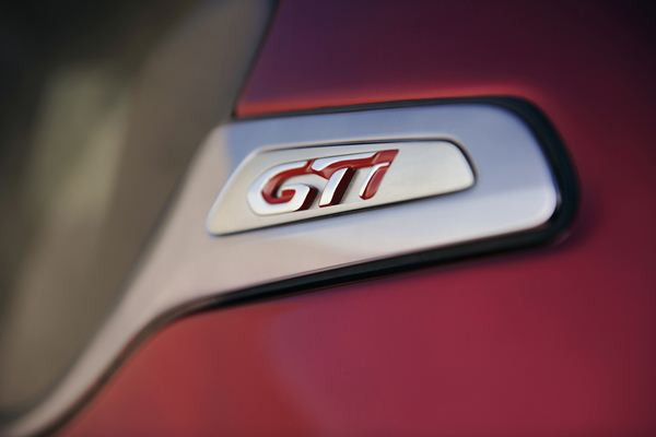Peugeot dévoile la GTi Concept à Genève