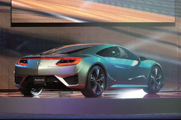 Honda présente à Genève le concept de supercar NSX