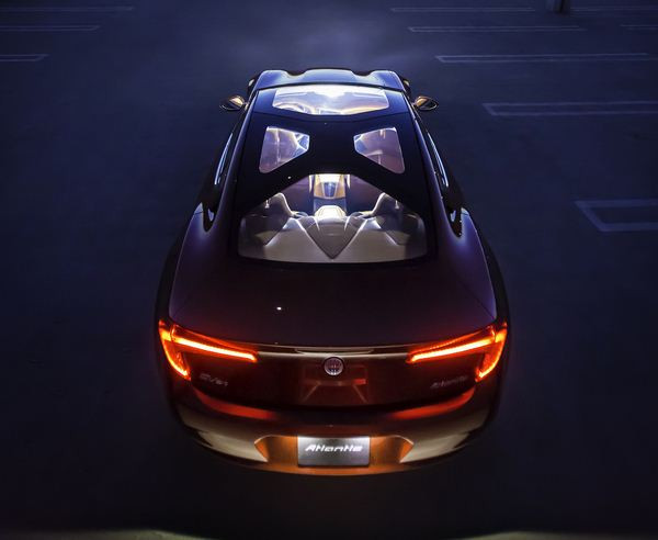 Fisker dévoile le concept de berline sportive Atlantic à New York