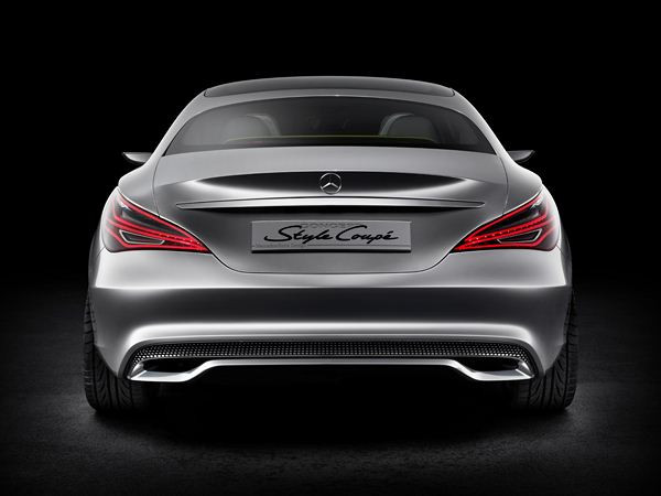 Le coupé à quatre portes Mercedes Concept Style Coupé affiche un style avant-gardiste