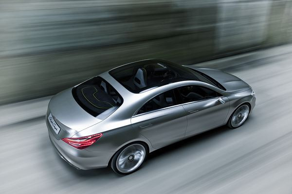 Le coupé à quatre portes Mercedes Concept Style Coupé affiche un style avant-gardiste