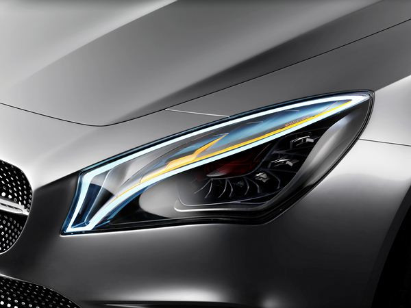 Le coupé à quatre portes Mercedes Concept Style Coupé affiche un style avant-gardiste