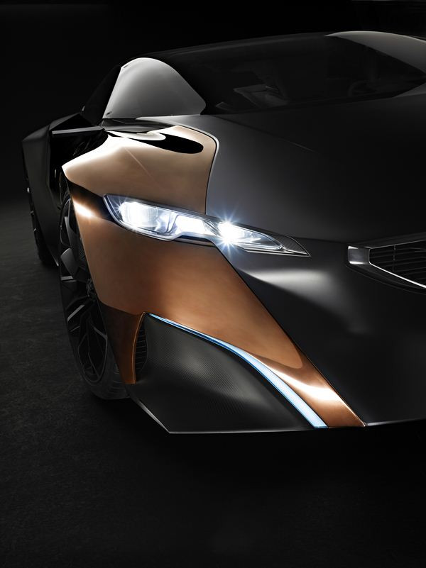 Un concept Peugeot de super-car hybride à moteur V8 doté de 600 ch