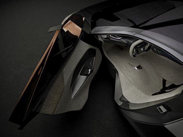 Un concept Peugeot de super-car hybride à moteur V8 doté de 600 ch