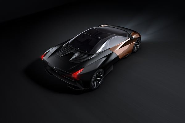 Un concept Peugeot de super-car hybride à moteur V8 doté de 600 ch