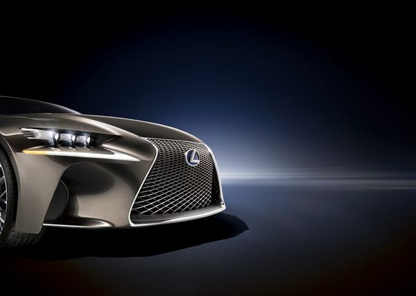 Un concept Lexus de coupé premium hybride de taille moyenne
