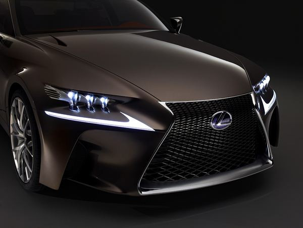 Un concept Lexus de coupé premium hybride de taille moyenne