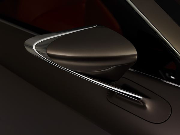 Un concept Lexus de coupé premium hybride de taille moyenne