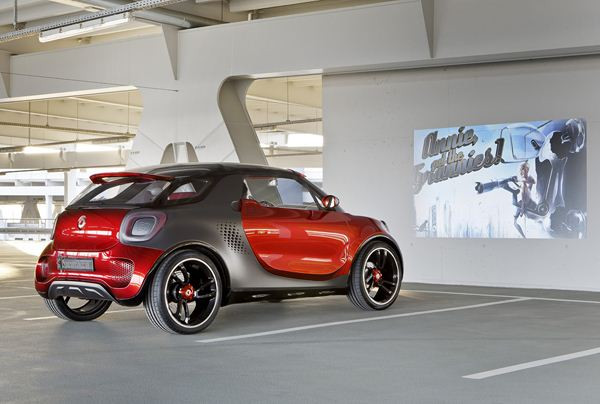 Le concept smart forstars en première mondiale au salon de l'automobile de Paris