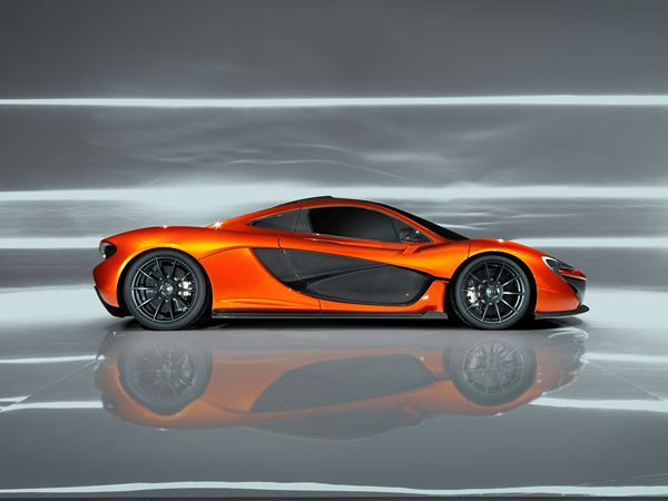 Le concept de supercar McLaren P1 dévoilé en première mondiale à Paris