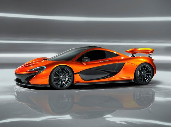 Le concept de supercar McLaren P1 dévoilé en première mondiale à Paris