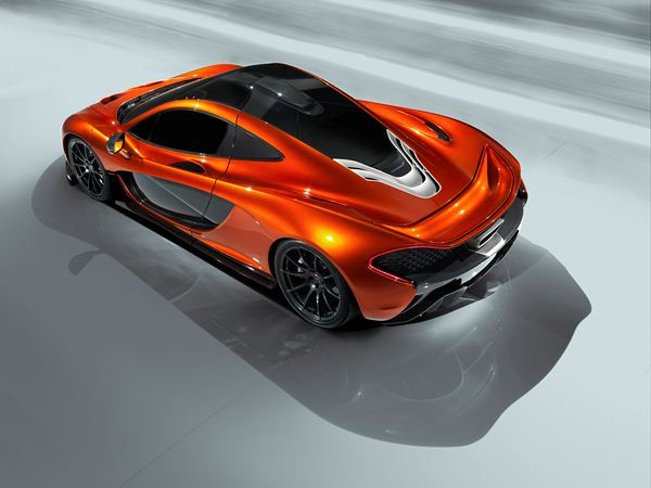 Le concept de supercar McLaren P1 dévoilé en première mondiale à Paris