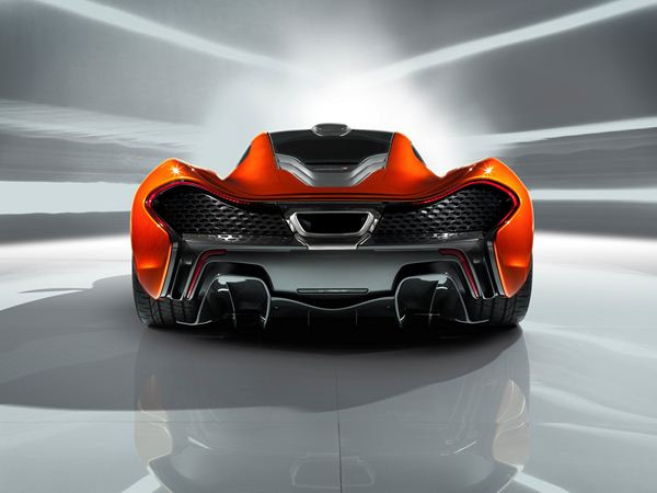 Le concept de supercar McLaren P1 dévoilé en première mondiale à Paris