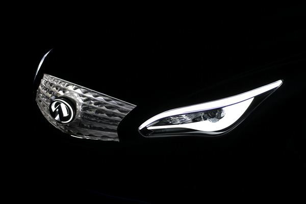 Le concept LE Infiniti électrique s'affiche au Mondial de Paris