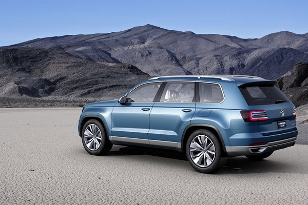 Volkswagen dévoile le concept de grand SUV CrossBlue diesel Plug-in Hybride