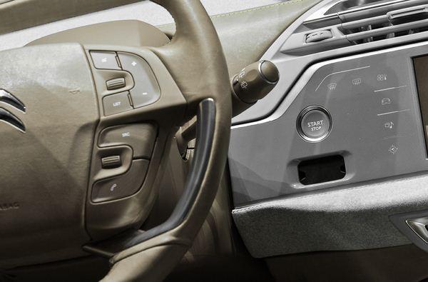Le concept Citroën Technospace préfigure le nouveau monospace compact Citroën