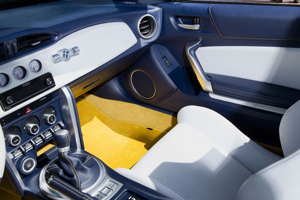 Une version cabriolet de la Toyota GT86 sous forme de concept FT-86 Open