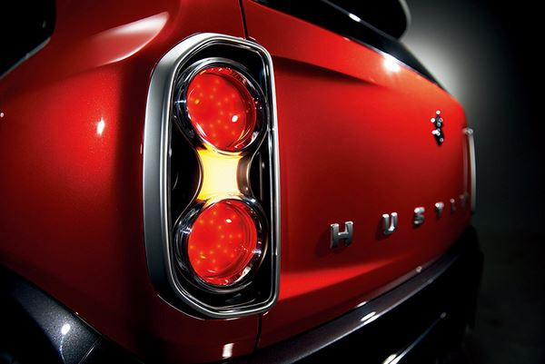 Un concept de mini-voiture coupé Suzuki Hustler adapté au mode de vie actif