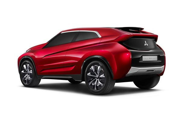 Un concept-car Mitsubishi XR-PHEV de SUV compact de nouvelle génération