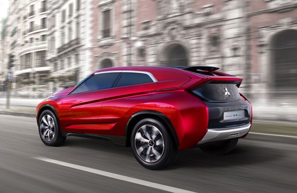 Un concept-car Mitsubishi XR-PHEV de SUV compact de nouvelle génération
