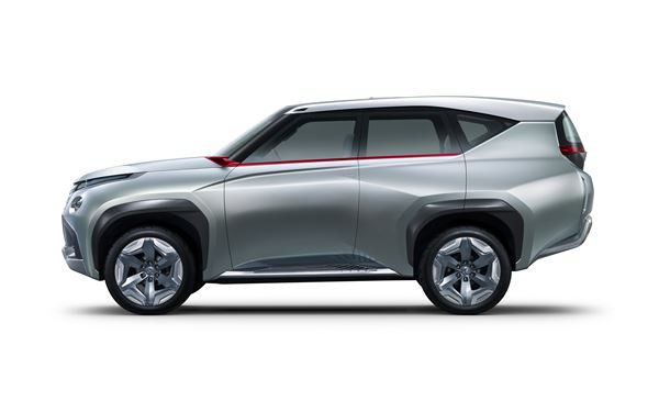 Un concept Mitsubishi GC-PHEV de grand SUV hybride rechargeable dévoilé à Tokyo