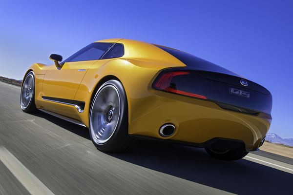 Kia présente le concept de coupé sport hautes performances GT4 Stinger