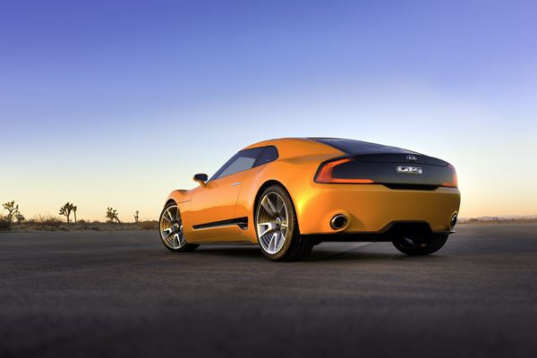 Kia présente le concept de coupé sport hautes performances GT4 Stinger