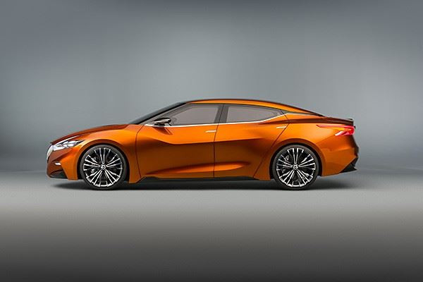 Le Nissan Sport Sedan Concept affiche un design dynamique