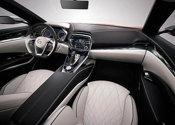 Le Nissan Sport Sedan Concept affiche un design dynamique