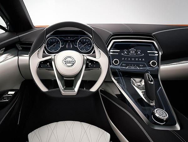 Le Nissan Sport Sedan Concept affiche un design dynamique