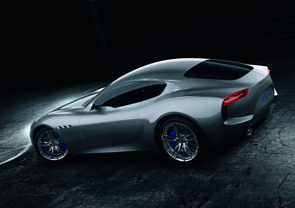 Le concept de coupé Alfieri représente l'essence de la marque Maserati