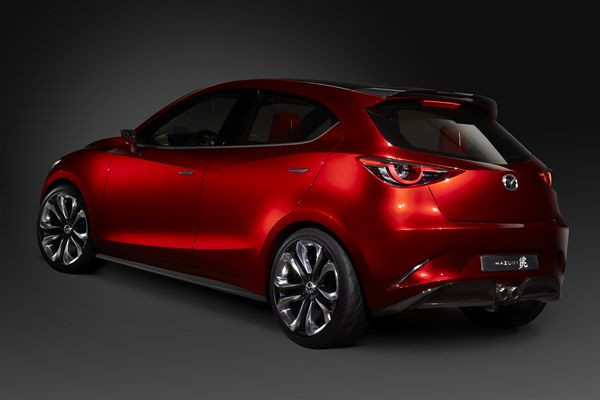 Le concept Hazumi donne un avant-goût de la future citadine Mazda
