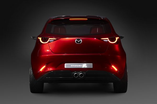 Le concept Hazumi donne un avant-goût de la future citadine Mazda