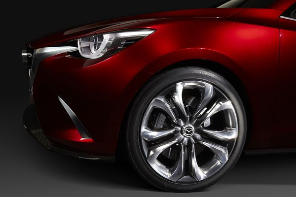 Le concept Hazumi donne un avant-goût de la future citadine Mazda