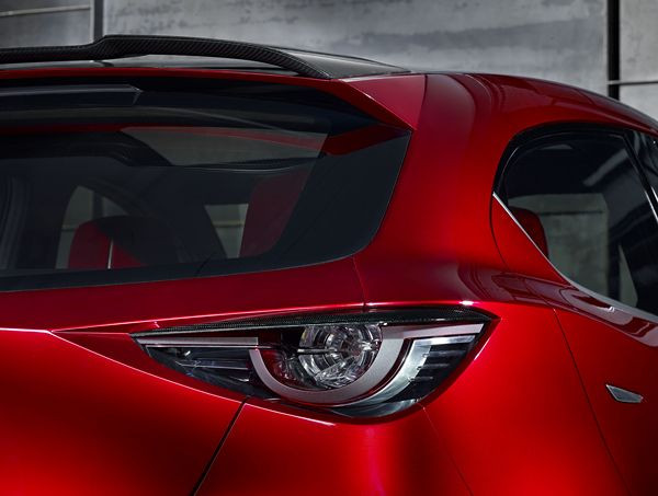 Le concept Hazumi donne un avant-goût de la future citadine Mazda