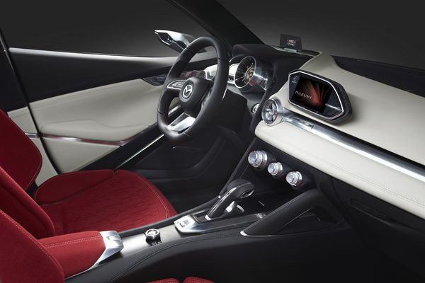 Le concept Hazumi donne un avant-goût de la future citadine Mazda