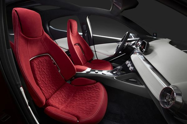 Le concept Hazumi donne un avant-goût de la future citadine Mazda