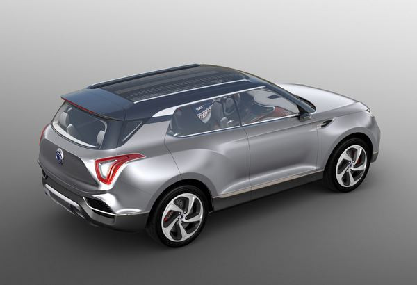 Le concept de SUV SsangYong XLV Hybride diesel accueille sept occupants