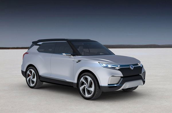 Le concept de SUV SsangYong XLV Hybride diesel accueille sept occupants