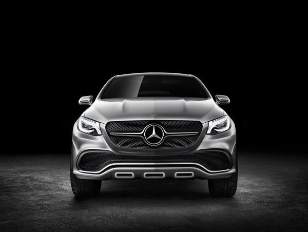 Un élégant Concept Coupé SUV Mercedes annonciateur d'un nouveau véhicule