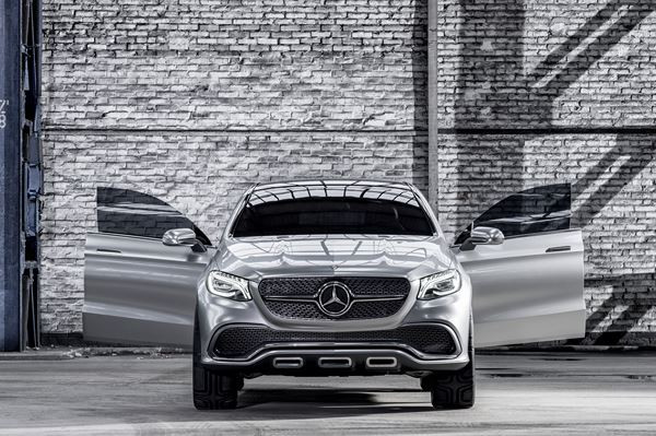 Un élégant Concept Coupé SUV Mercedes annonciateur d'un nouveau véhicule