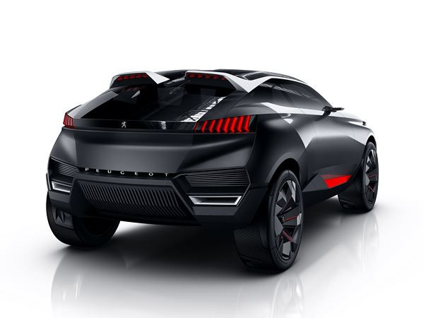 Le concept Peugeot Quartz exprime un style sportif et puissant
