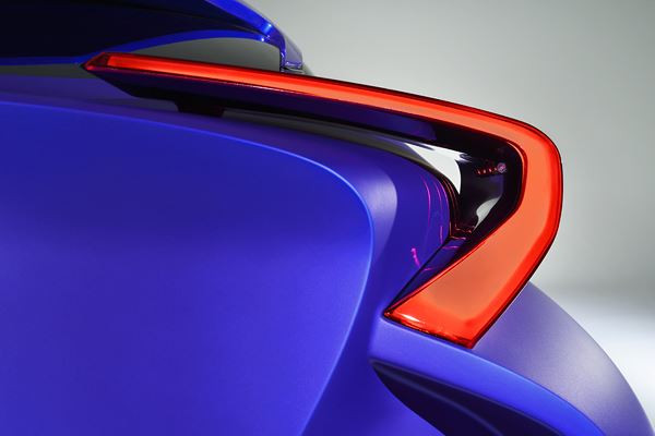 Le concept Toyota C-HR inaugure un langage de style dynamique
