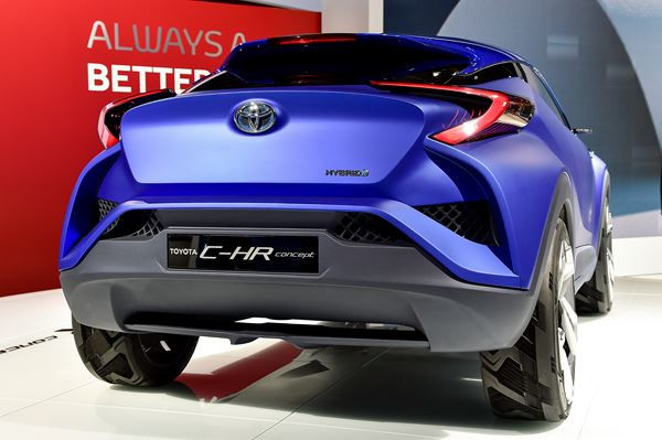 Le concept Toyota C-HR inaugure un langage de style dynamique