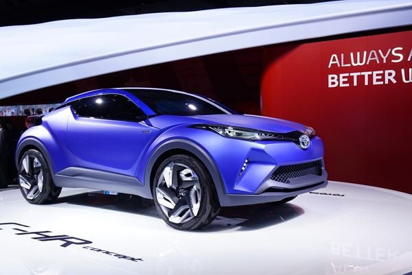 Le concept Toyota C-HR inaugure un langage de style dynamique