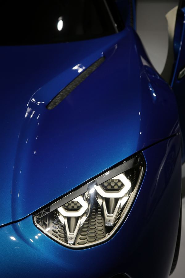Un concept Lamborghini Asterion hybride rechargeable de 910 ch à Paris